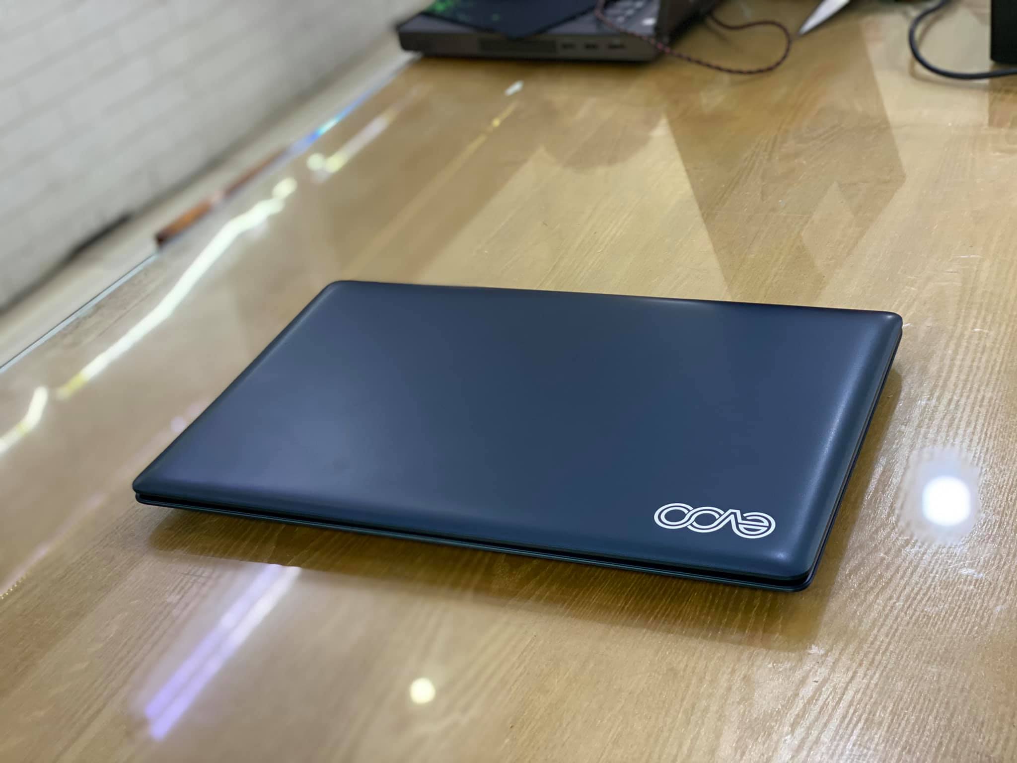 Laptop Evoo Ultra Thin -8.jpg